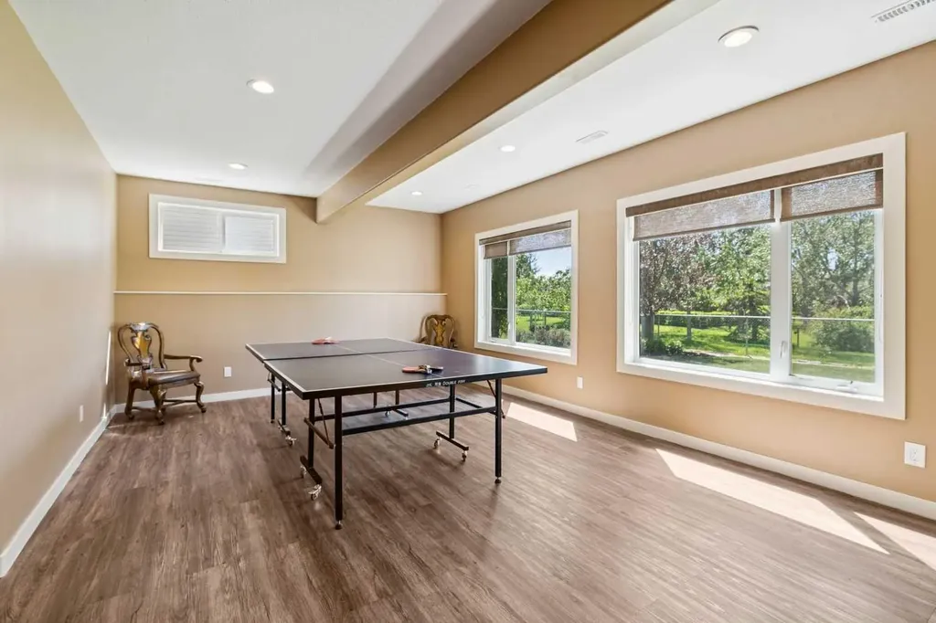 37 Tanner Close SE Airdrie AB T4A 2L4