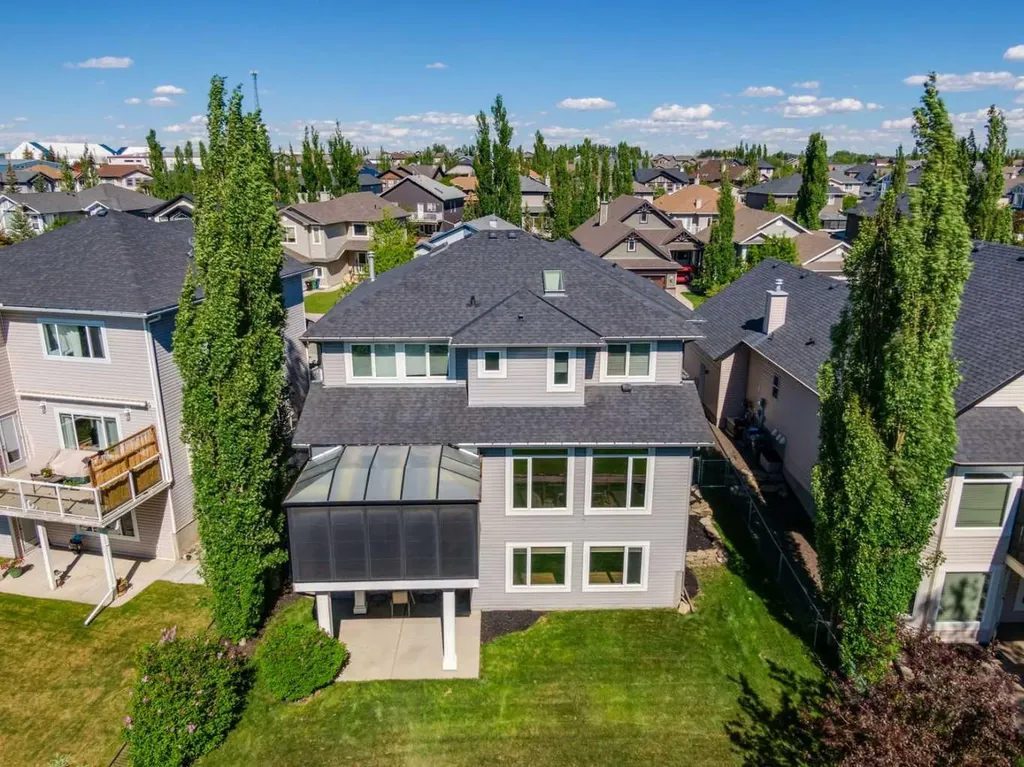 37 Tanner Close SE Airdrie AB T4A 2L4