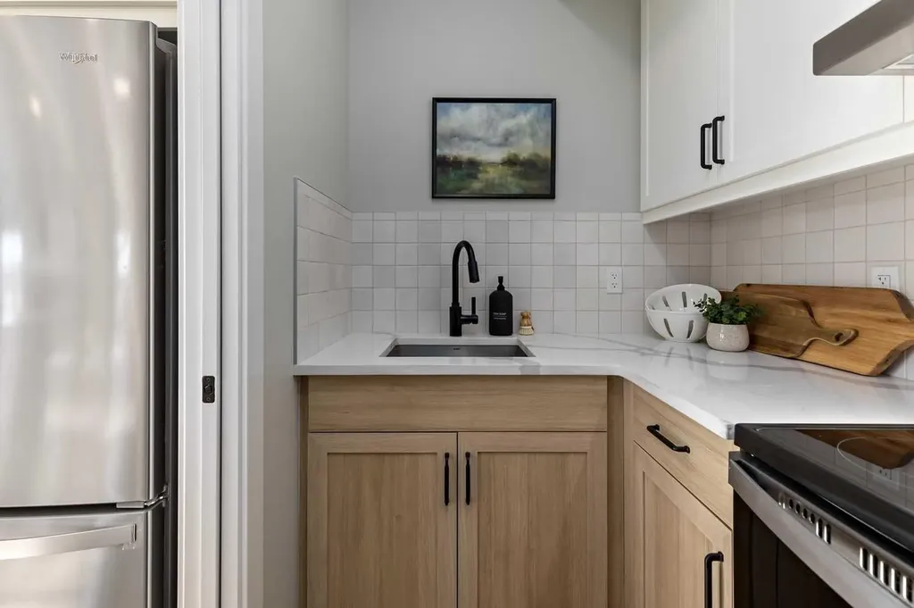 263 Marmot Grove NW Calgary AB T3R 2J5
