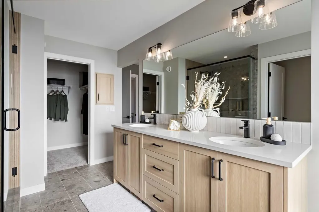 263 Marmot Grove NW Calgary AB T3R 2J5