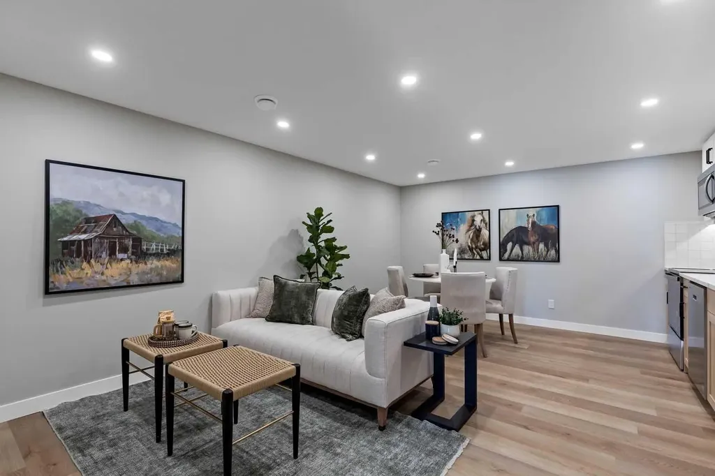 263 Marmot Grove NW Calgary AB T3R 2J5