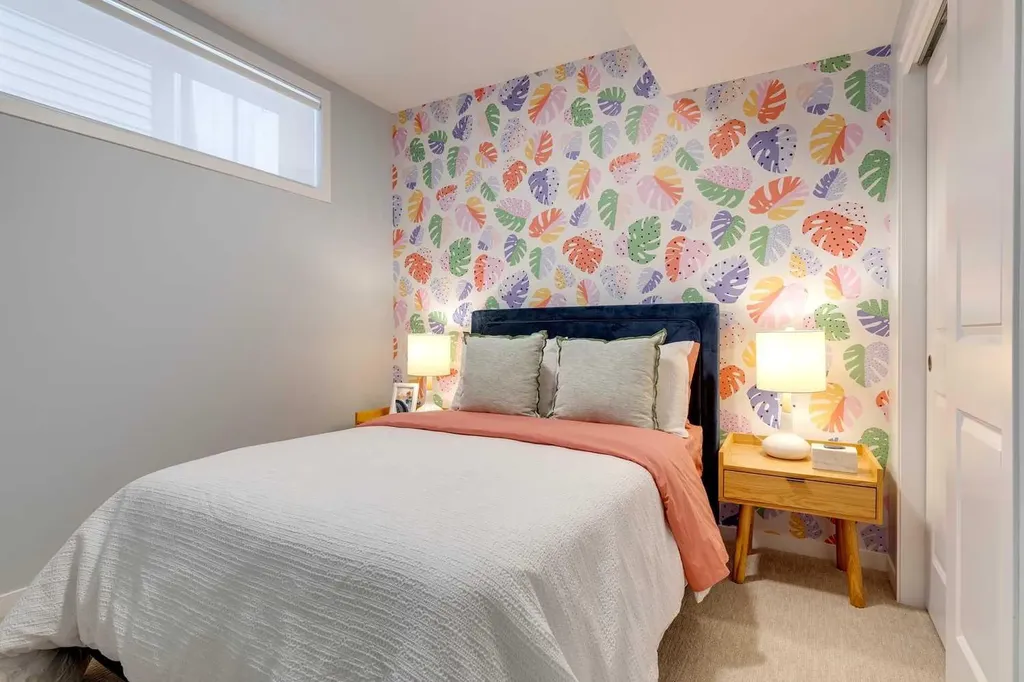 263 Marmot Grove NW Calgary AB T3R 2J5