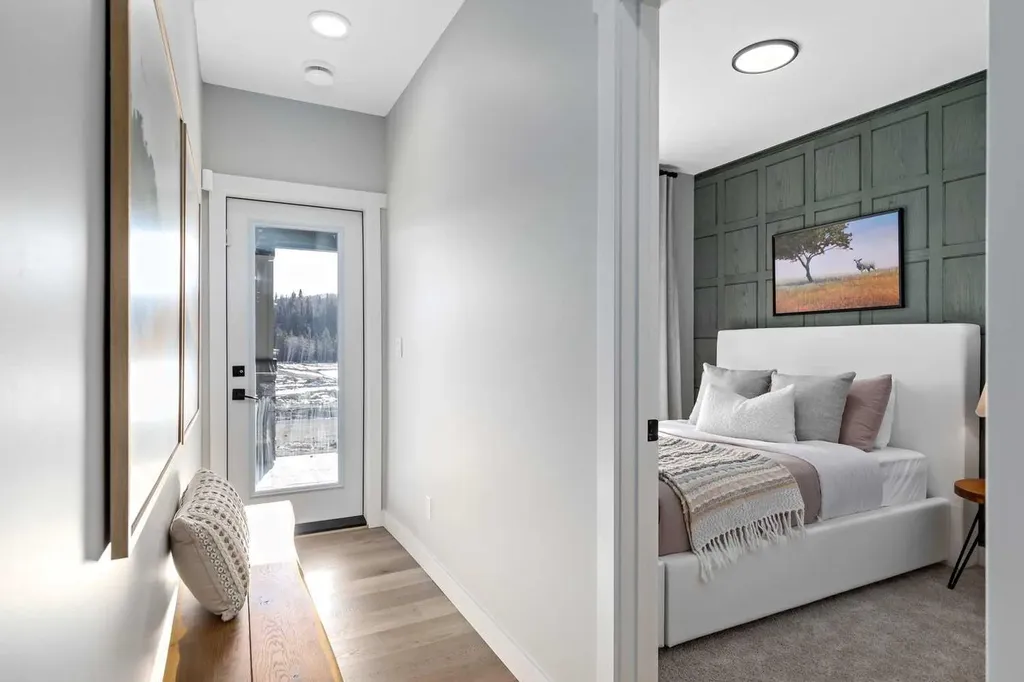 263 Marmot Grove NW Calgary AB T3R 2J5