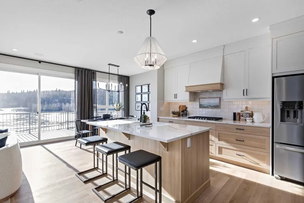 263 Marmot Grove NW Calgary AB T3R 2J5