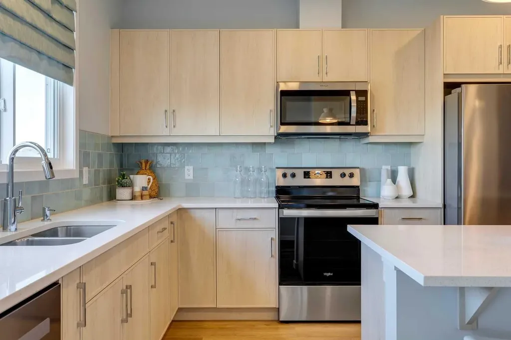 263 Marmot Grove NW Calgary AB T3R 2J5