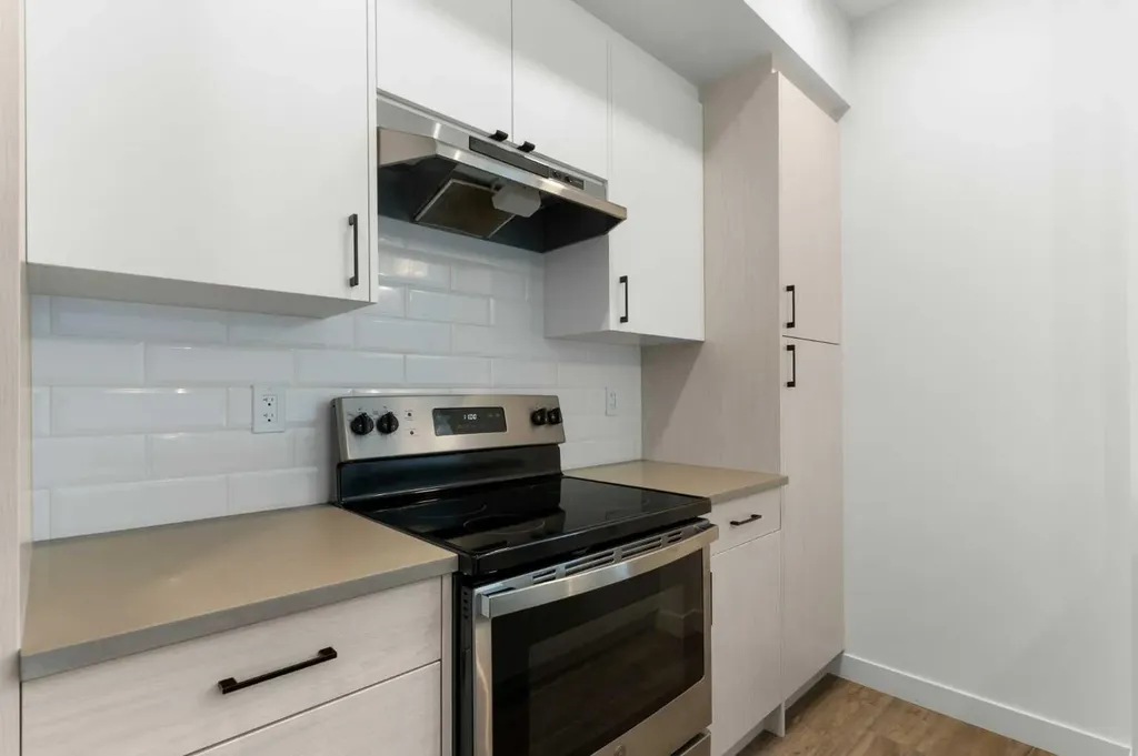 24 Rivercrest Drive Cochrane AB T4C 2C8