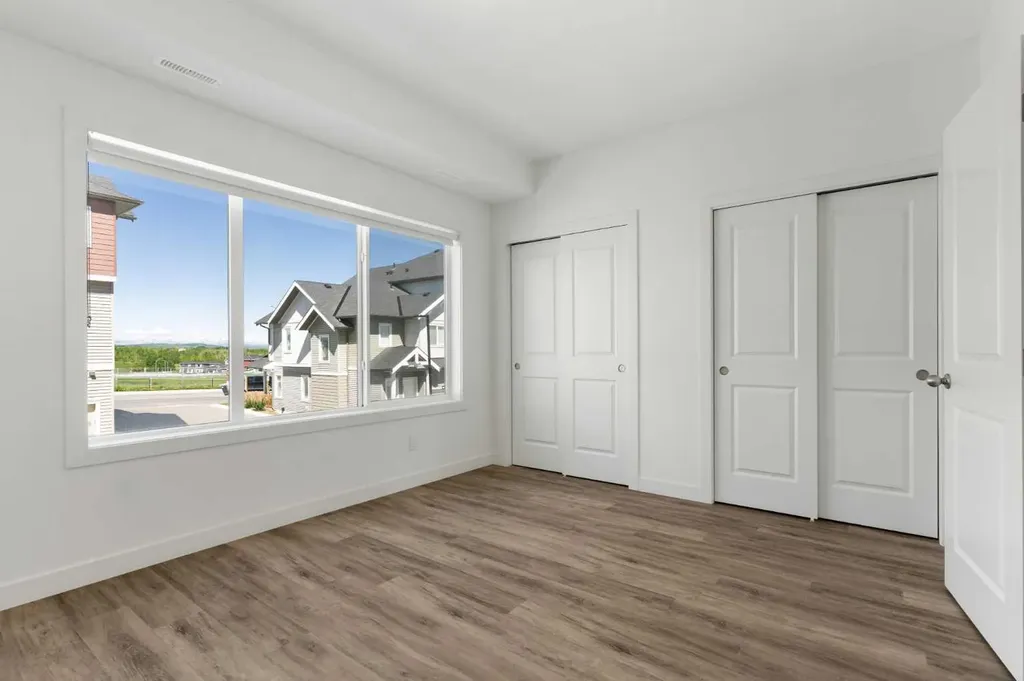 24 Rivercrest Drive Cochrane AB T4C 2C8