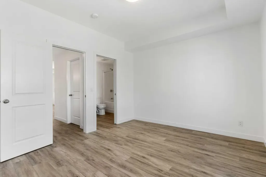 24 Rivercrest Drive Cochrane AB T4C 2C8