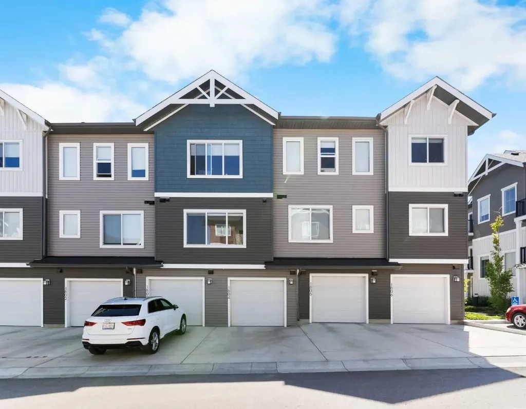 24 Rivercrest Drive Cochrane AB T4C 2C8