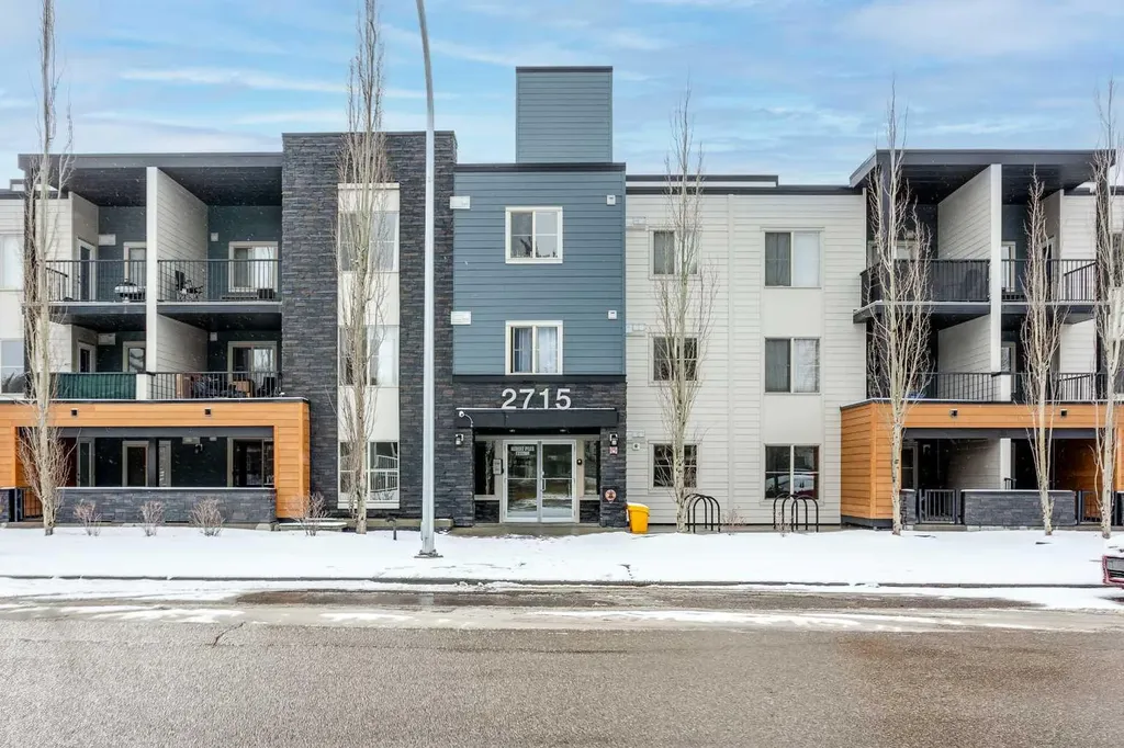 2715 12 Avenue SE Calgary AB T2A4X8