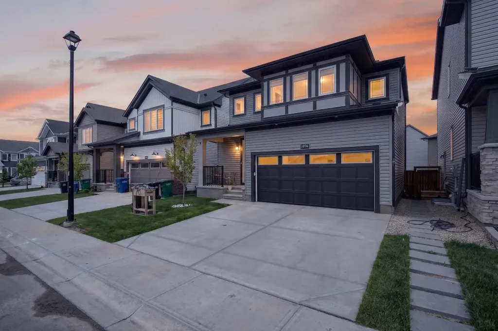 1076 Southwinds Green SW Airdrie AB T4B5S3