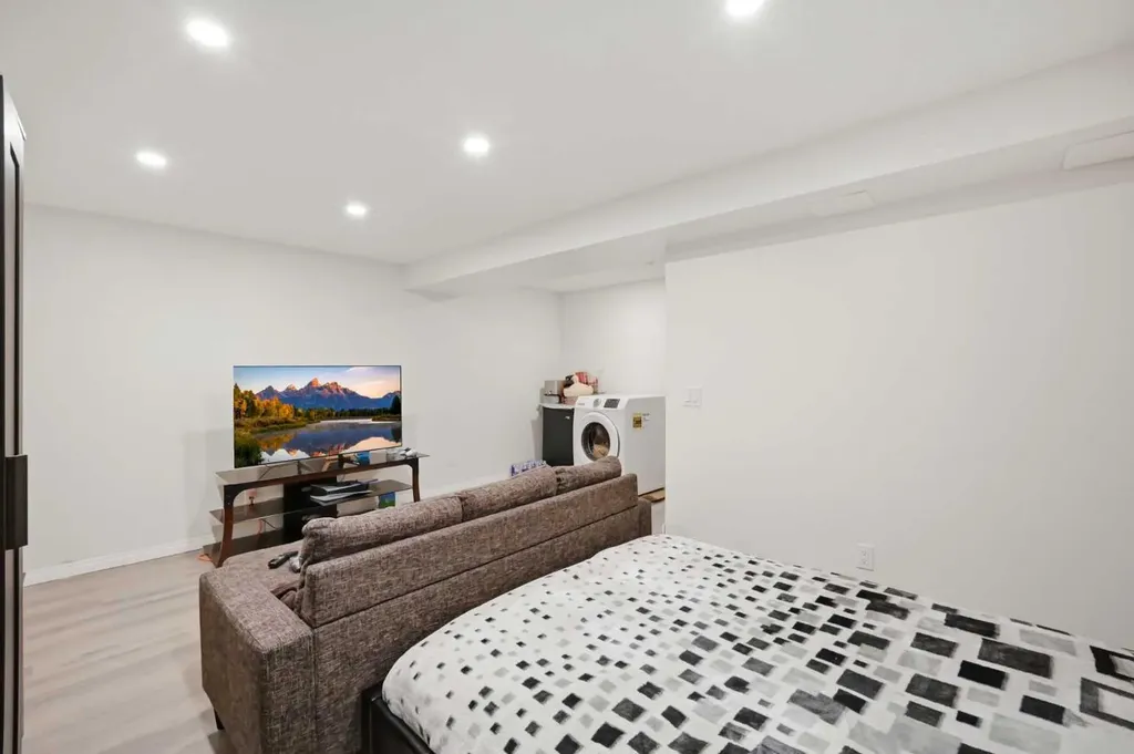 409 Georgian Villas NE Calgary AB T2A 7E3