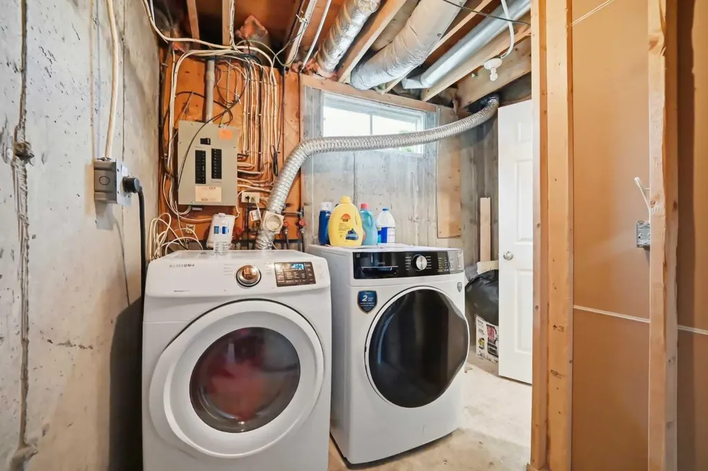 409 Georgian Villas NE Calgary AB T2A 7E3