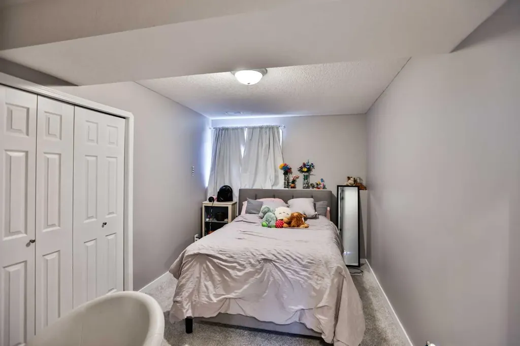 1102 24 Avenue Coaldale AB T1M 1N4