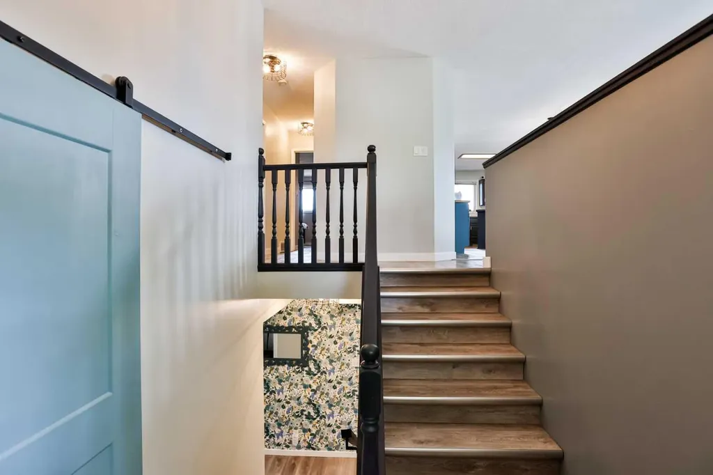 1102 24 Avenue Coaldale AB T1M 1N4