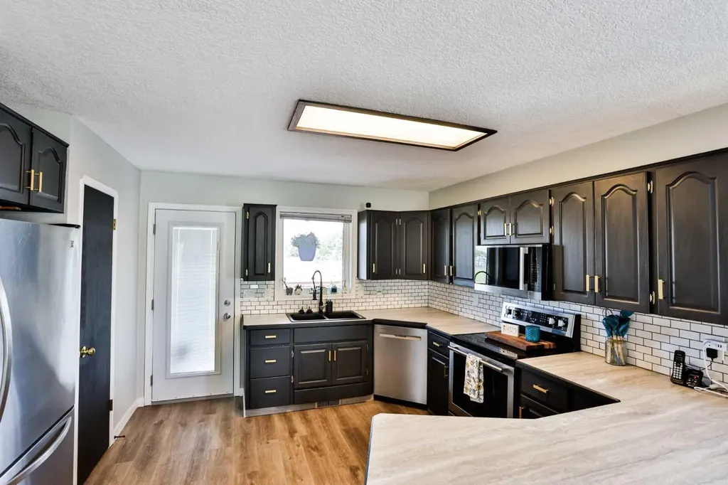1102 24 Avenue Coaldale AB T1M 1N4