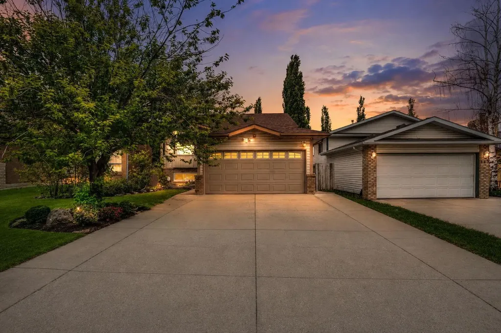 139 Harvest Glen Rise NE Calgary AB T3K4B9