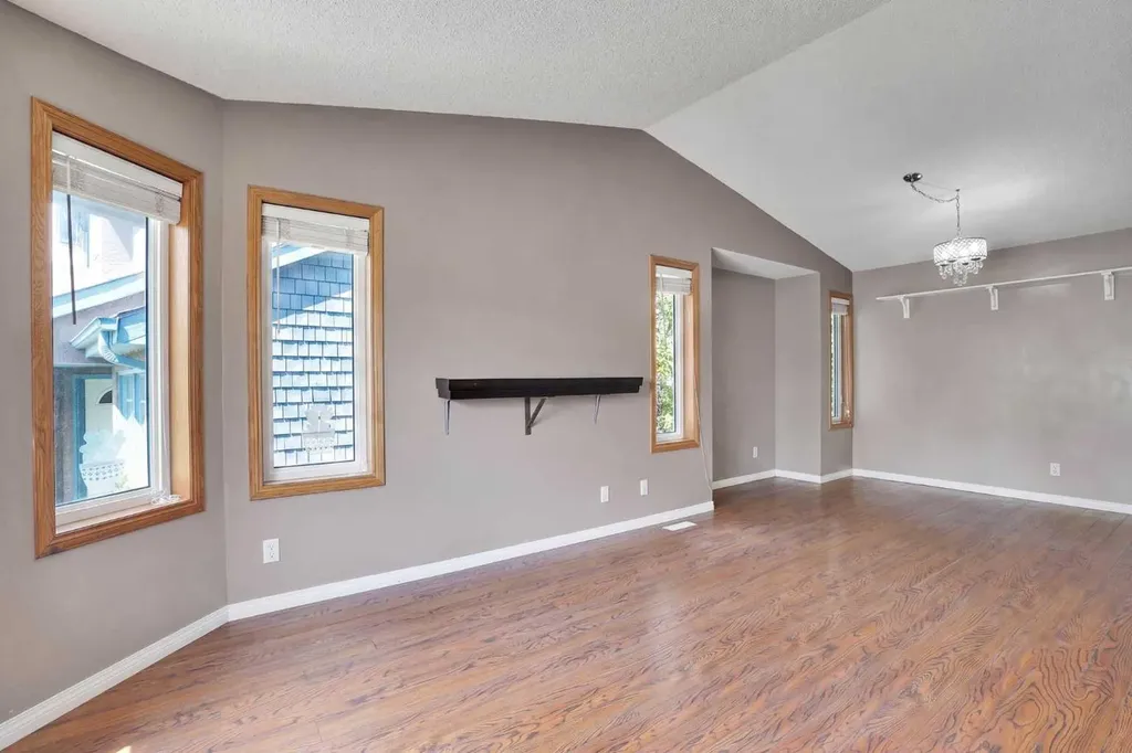 139 Harvest Glen Rise NE Calgary AB T3K4B9