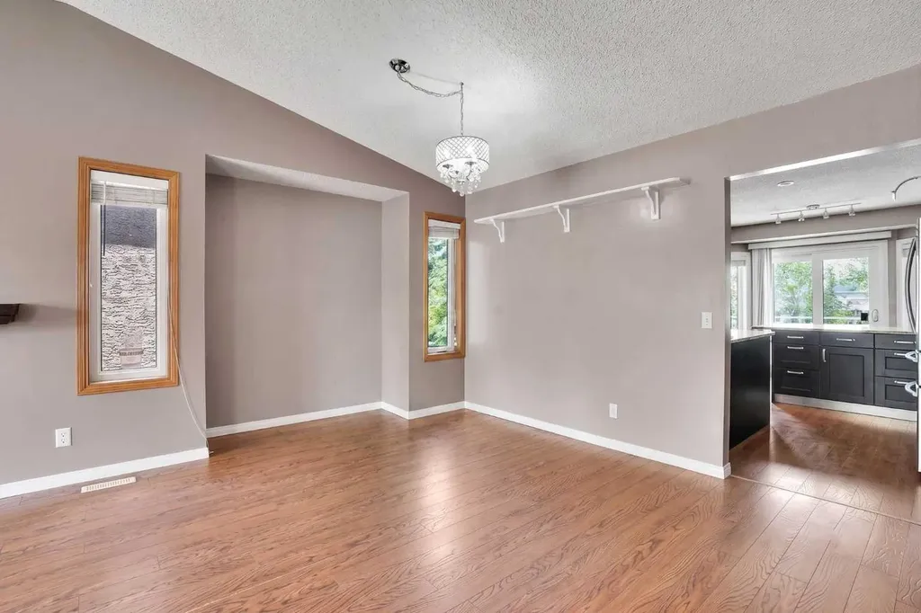 139 Harvest Glen Rise NE Calgary AB T3K4B9