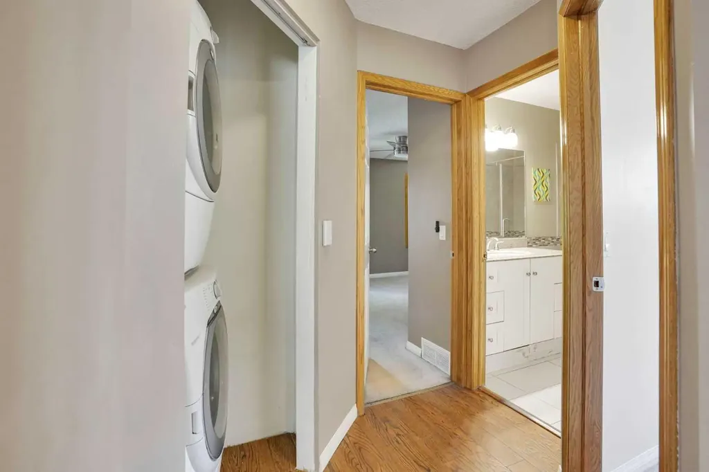 139 Harvest Glen Rise NE Calgary AB T3K4B9