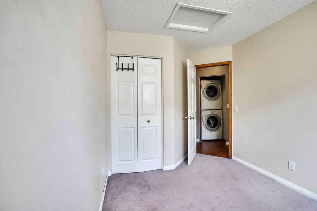 139 Harvest Glen Rise NE Calgary AB T3K4B9