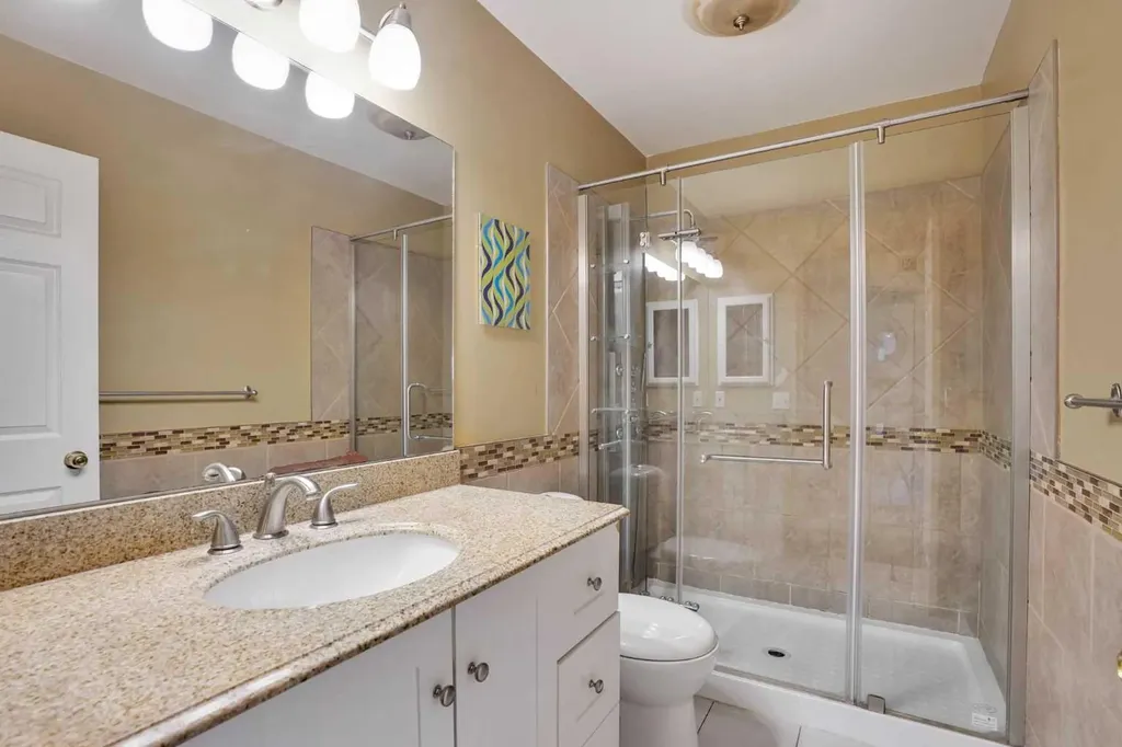 139 Harvest Glen Rise NE Calgary AB T3K4B9