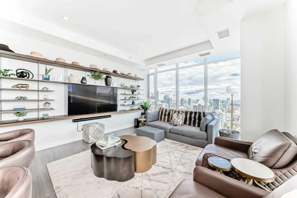 930 16 Avenue SW Calgary AB T2R 1C2