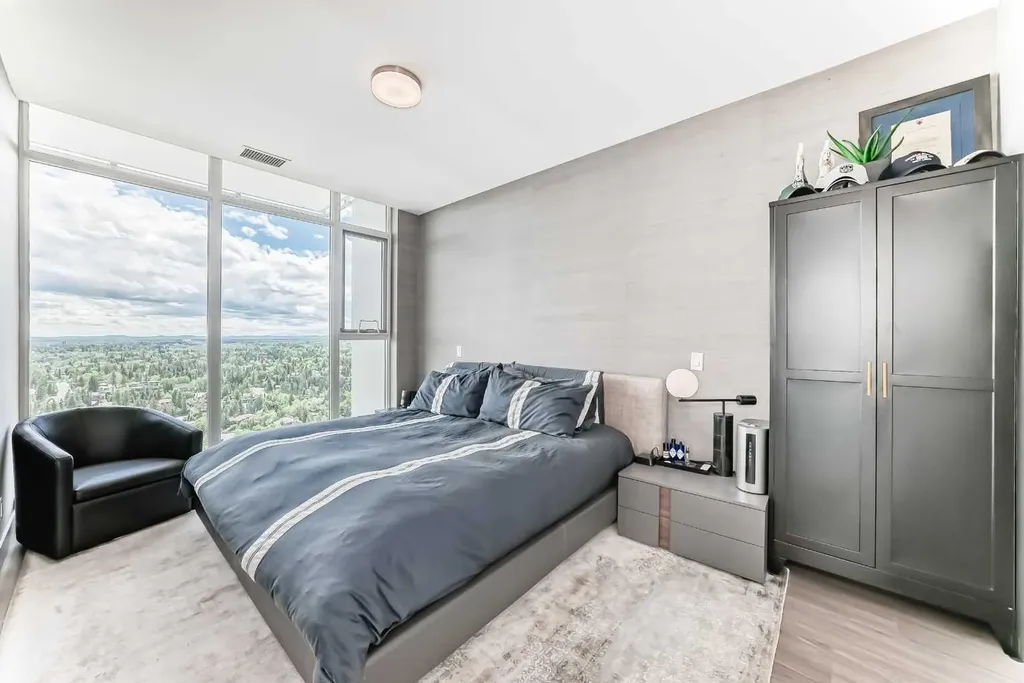 930 16 Avenue SW Calgary AB T2R 1C2