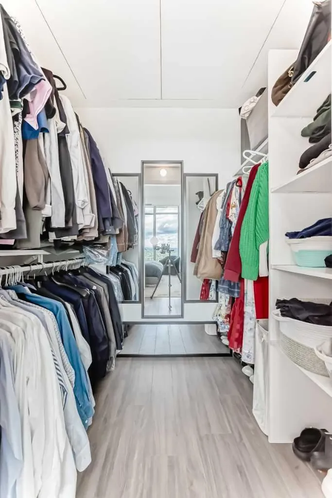 930 16 Avenue SW Calgary AB T2R 1C2