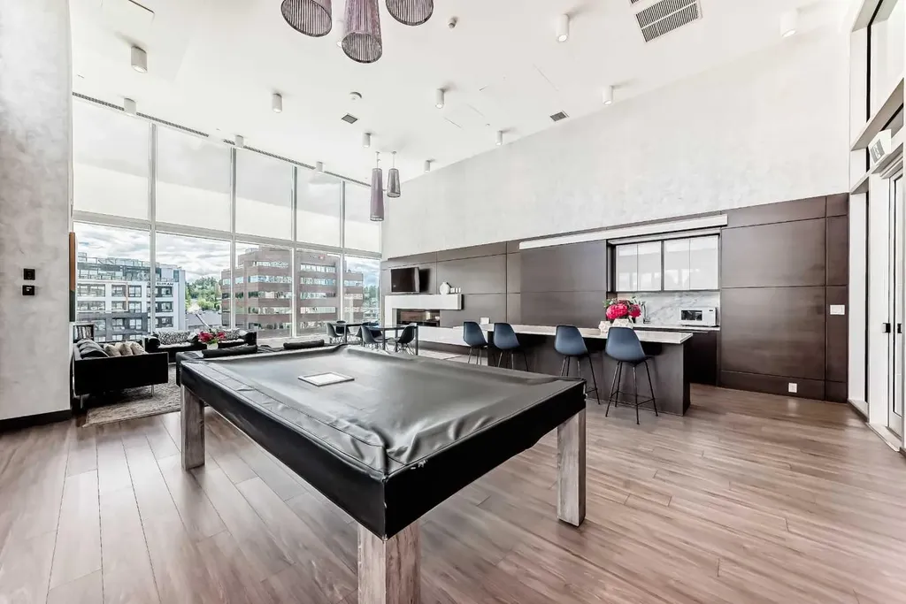 930 16 Avenue SW Calgary AB T2R 1C2