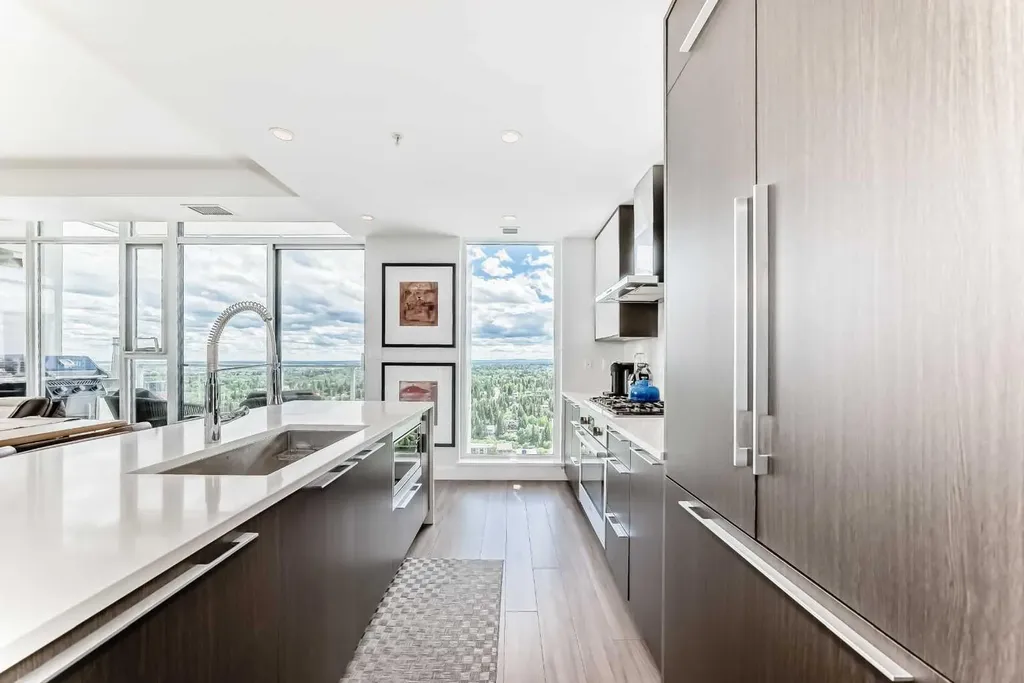 930 16 Avenue SW Calgary AB T2R 1C2