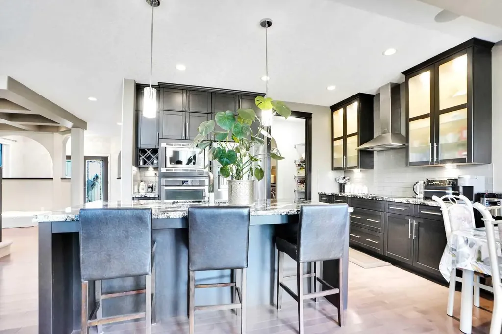 60 Cranarch Rise SE Calgary AB T3M1M3