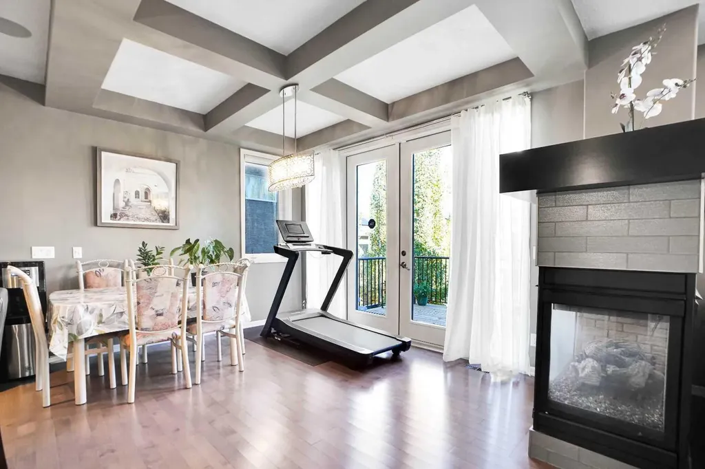 60 Cranarch Rise SE Calgary AB T3M1M3