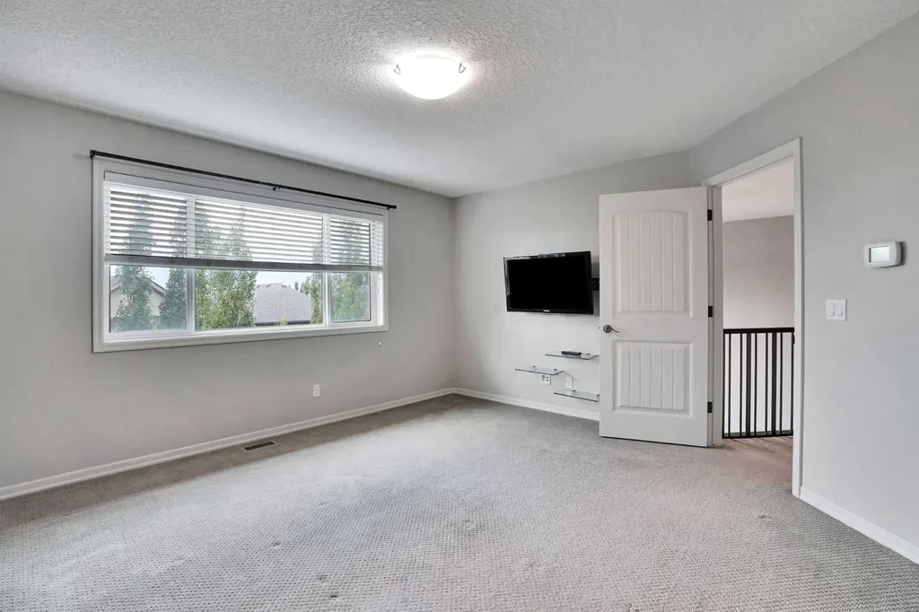 60 Cranarch Rise SE Calgary AB T3M1M3