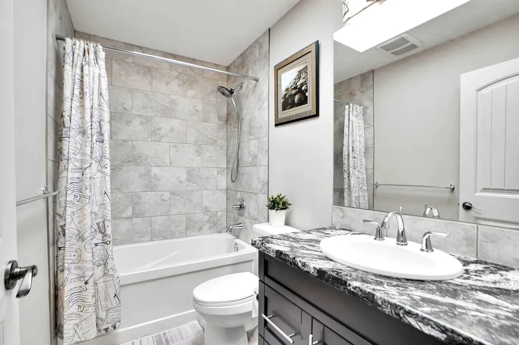60 Cranarch Rise SE Calgary AB T3M1M3
