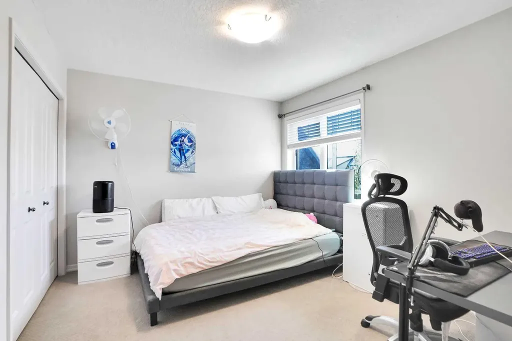 60 Cranarch Rise SE Calgary AB T3M1M3
