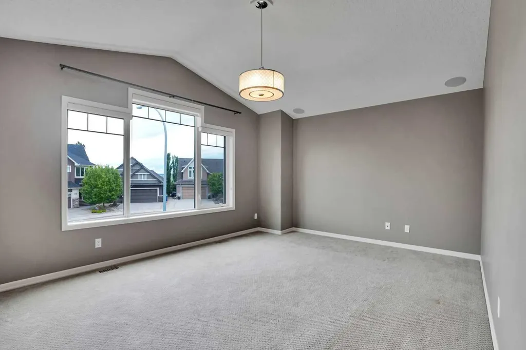 60 Cranarch Rise SE Calgary AB T3M1M3