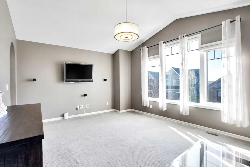 60 Cranarch Rise SE Calgary AB T3M1M3