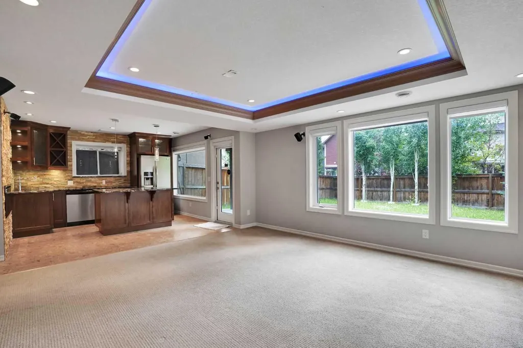 60 Cranarch Rise SE Calgary AB T3M1M3