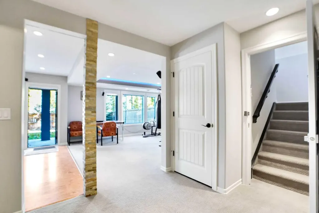 60 Cranarch Rise SE Calgary AB T3M1M3