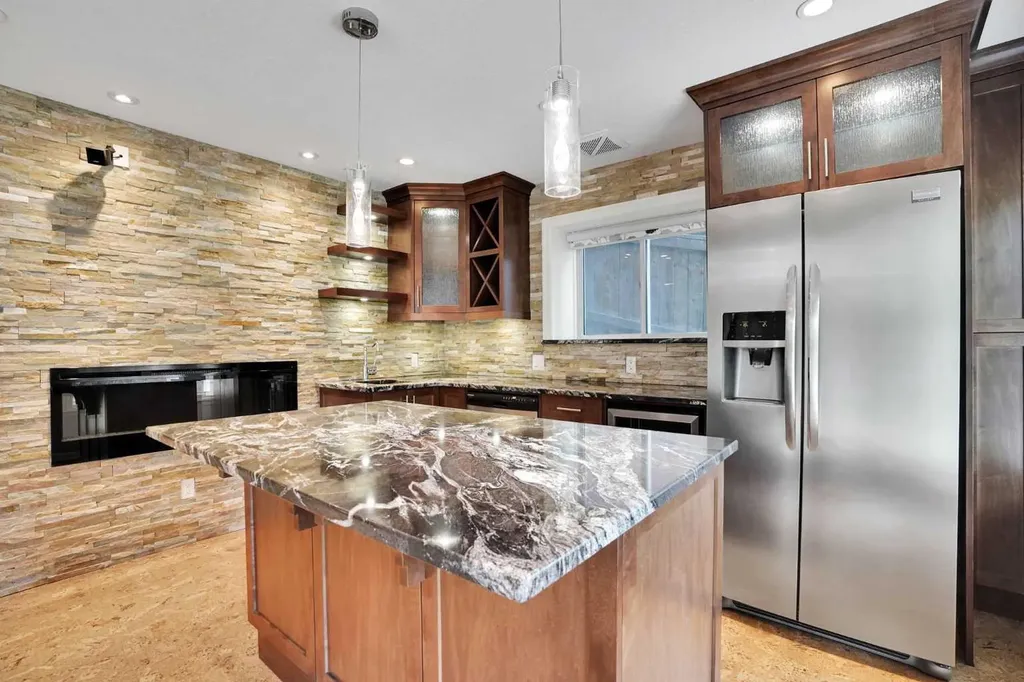 60 Cranarch Rise SE Calgary AB T3M1M3