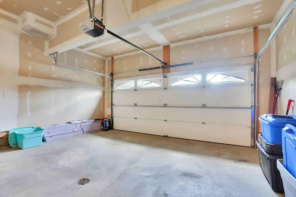 60 Cranarch Rise SE Calgary AB T3M1M3