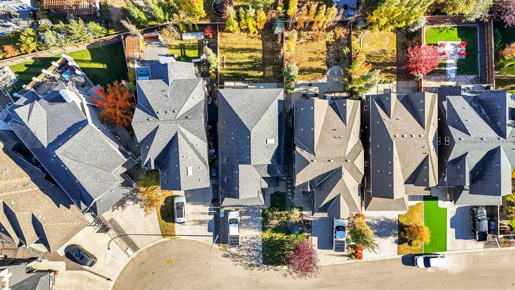 60 Cranarch Rise SE Calgary AB T3M1M3
