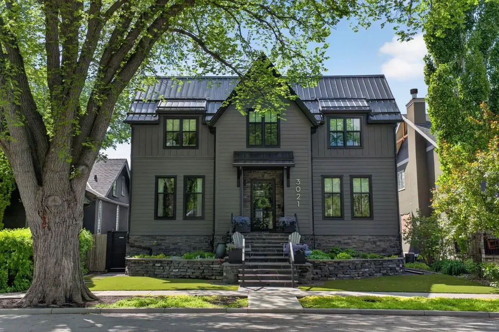 3021 3 Street SW Calgary AB T2S 1V2