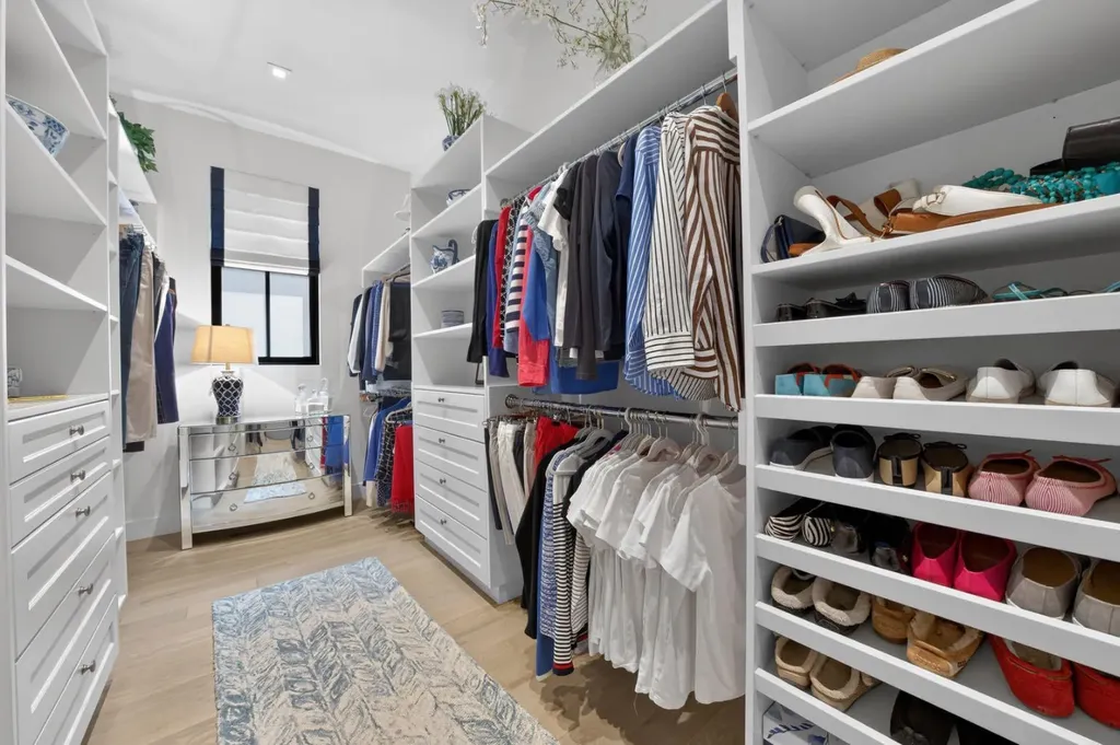 3021 3 Street SW Calgary AB T2S 1V2