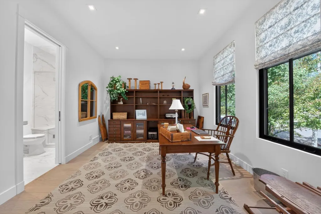 3021 3 Street SW Calgary AB T2S 1V2