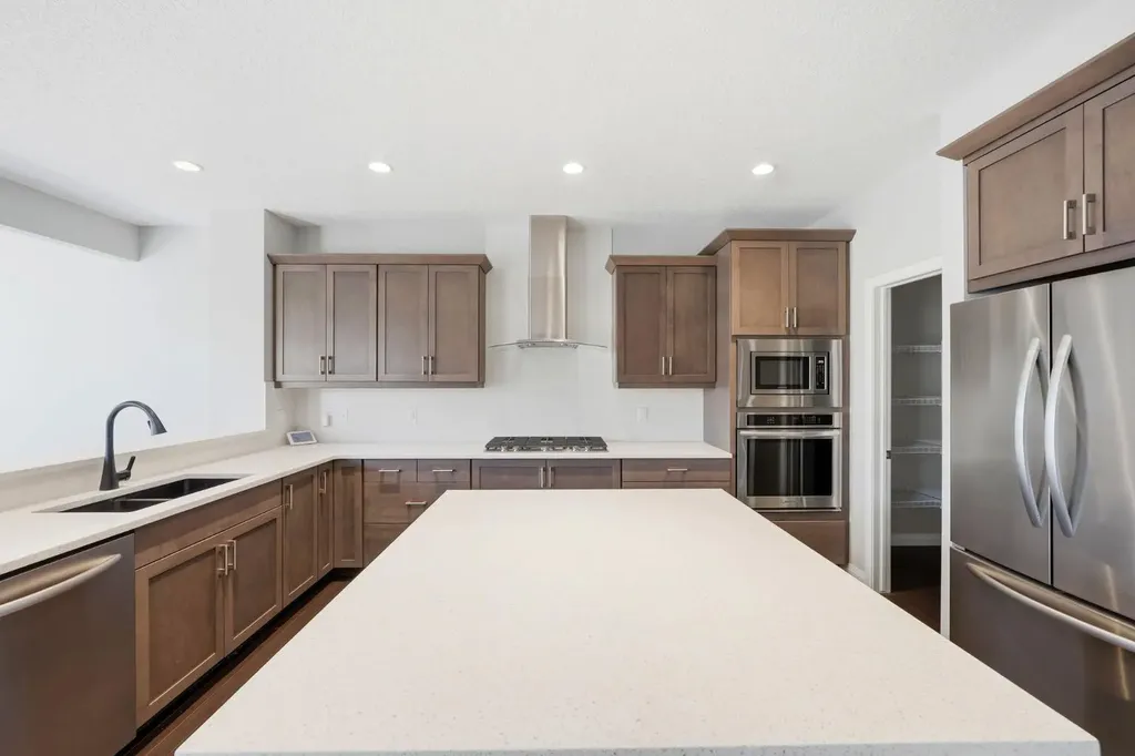 187 Evansfield Way NW Calgary AB T3P 0K3
