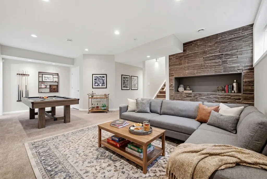 187 Evansfield Way NW Calgary AB T3P 0K3