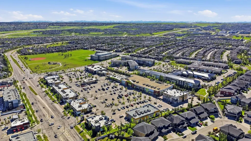 187 Evansfield Way NW Calgary AB T3P 0K3