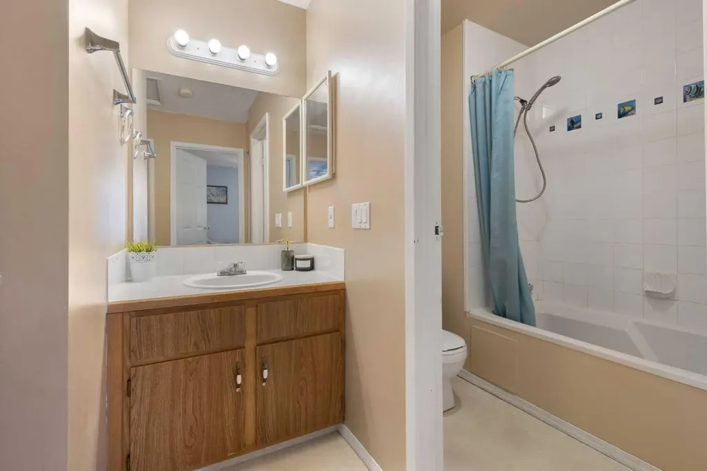 203 Grier Terrace NE Calgary AB T2K5Y7
